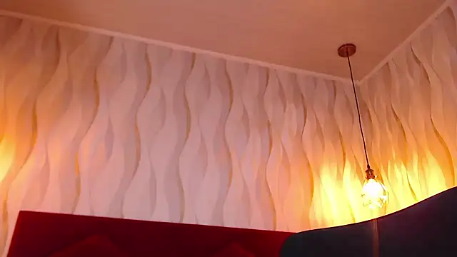 Snapshot of IsabelaLatina chatting on April 2026 02:56:01 PM IsabelaLatina online show from April 2026 02:56:01 PM