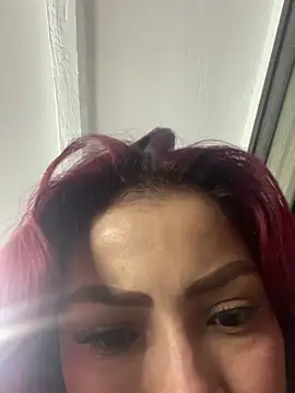 Snapshot of ari_sexy1 chatting on April 2026 02:27:02 AM ari sexy1 online show from April 2026 02:27:02 AM