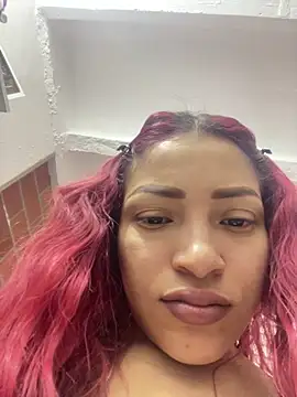 Snapshot of ari_sexy1 chatting on April 2026 09:42:02 PM ari sexy1 online show from April 2026 09:42:02 PM