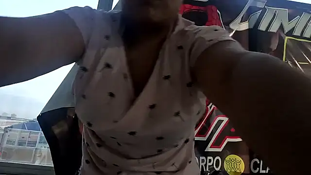 Snapshot of Charis_21 chatting on February 2026 11:20:01 AM Charis 21 online show from February 2026 11:20:01 AM