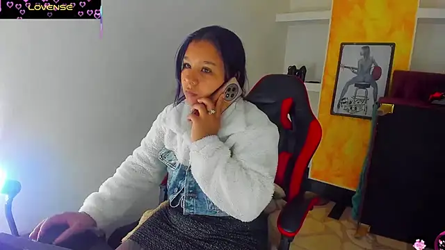 Snapshot of Charis_21 chatting on February 2026 07:18:01 PM Charis 21 online show from February 2026 07:18:01 PM