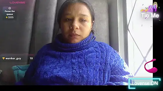 Snapshot of Charis_21 chatting on February 2026 06:17:01 PM Charis 21 online show from February 2026 06:17:01 PM