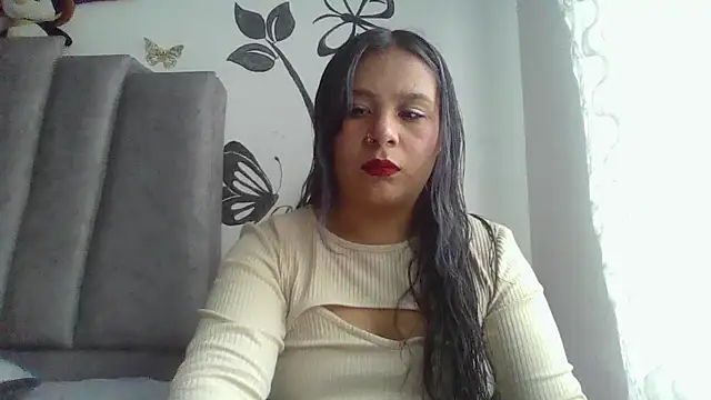 Snapshot of Charis_21 chatting on April 2026 06:13:02 PM Charis 21 online show from April 2026 06:13:02 PM