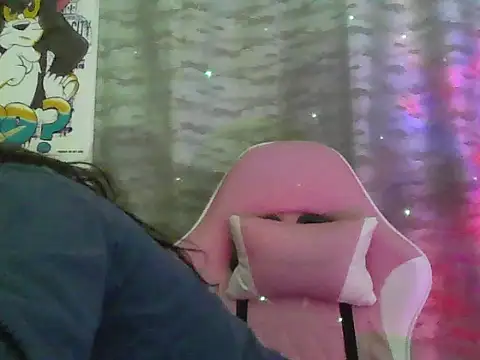 Snapshot of Charis_21 chatting on July 2026 12:28:01 AM Charis 21 online show from July 2026 12:28:01 AM