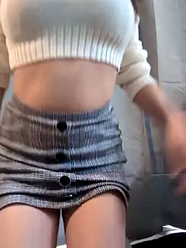 Snapshot of leyla_babe chatting on June 2026 01:11:01 PM leyla babe online show from June 2026 01:11:01 PM