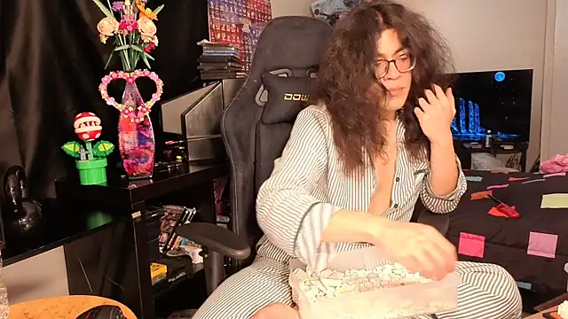 ShinyCherub online show from February 2025 02:44:01 PM