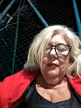 Merilulla online show from November 2025 02:46:02 AM