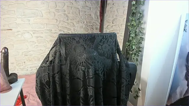 Snapshot of Mayala__ chatting on November 2025 04:31:02 PM Mayala online show from November 2025 04:31:02 PM