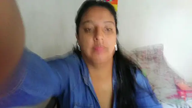 Snapshot of almaswan1 chatting on February 2025 02:15:01 PM almaswan1 online show from February 2025 02:15:01 PM