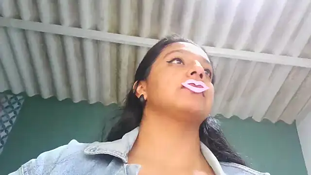 Snapshot of almaswan1 chatting on October 2025 05:43:01 PM almaswan1 online show from October 2025 05:43:01 PM