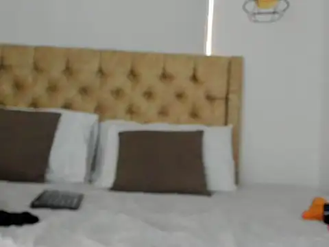 KeryHillson online show from September 2025 12:10:02 PM