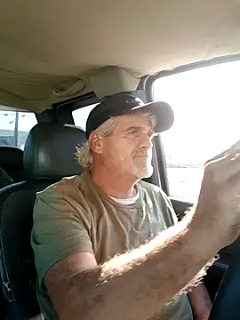 Snapshot of TTolbert chatting on December 2024 05:18:02 PM TTolbert online show from December 2024 05:18:02 PM