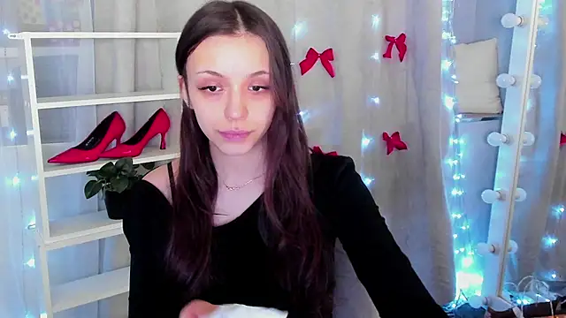 Snapshot of MipsyMipson chatting on January 2025 10:32:01 AM MipsyMipson online show from January 2025 10:32:01 AM