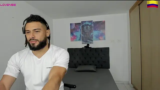 Louis marley   online show from December 2024 11:48:01 PM