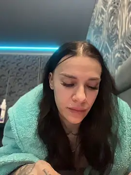 Queen of pain online show from April 2026 08:03:01 AM