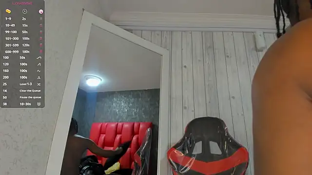 DominicSccott online show from September 2025 12:28:02 PM