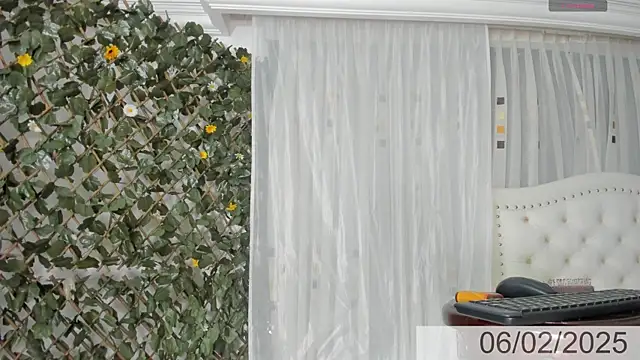 BunnyHotsx online show from February 2025 10:10:02 PM