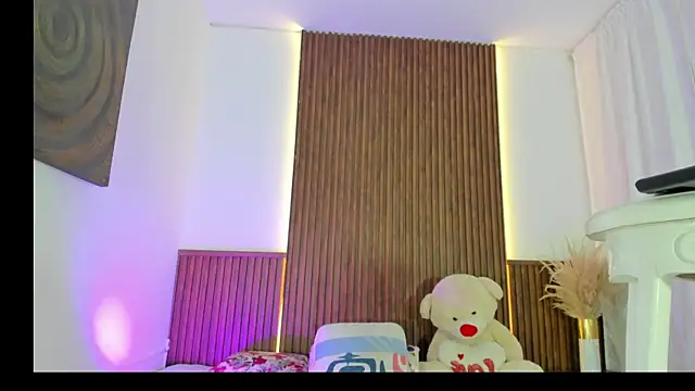 BunnyHotsx online show from September 2025 05:29:01 AM