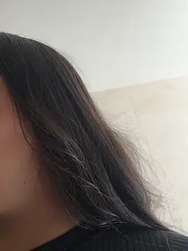 Nicollemays online show from February 2026 04:06:02 PM