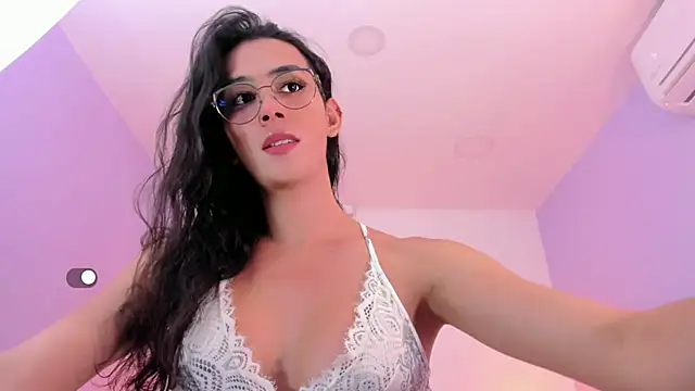 Andrea Marinn online show from November 2025 02:32:02 AM