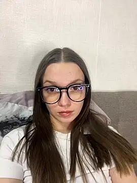 Snapshot of Tender-Mia chatting on March 2026 04:46:01 PM Tender-Mia online show from March 2026 04:46:01 PM