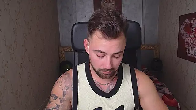 Snapshot of DuncanStone chatting on December 2024 04:32:02 PM DuncanStone online show from December 2024 04:32:02 PM