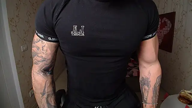 Snapshot of DuncanStone chatting on December 2024 02:15:01 PM DuncanStone online show from December 2024 02:15:01 PM