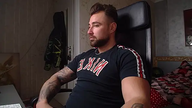 Snapshot of DuncanStone chatting on December 2024 03:10:01 PM DuncanStone online show from December 2024 03:10:01 PM