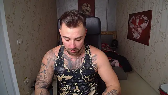 Snapshot of DuncanStone chatting on December 2024 01:17:01 PM DuncanStone online show from December 2024 01:17:01 PM