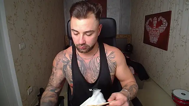 Snapshot of DuncanStone chatting on December 2024 03:03:01 PM DuncanStone online show from December 2024 03:03:01 PM