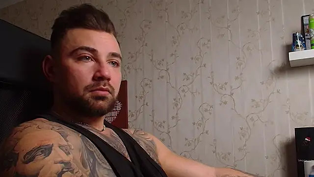 Snapshot of DuncanStone chatting on December 2024 09:09:02 PM DuncanStone online show from December 2024 09:09:02 PM