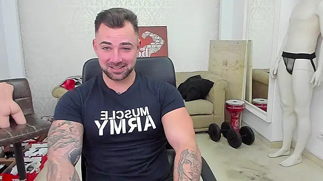 Snapshot of DuncanStone chatting on January 2025 07:57:01 AM DuncanStone online show from January 2025 07:57:01 AM