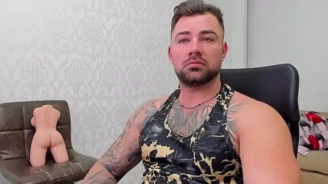 Snapshot of DuncanStone chatting on January 2025 04:25:02 AM DuncanStone online show from January 2025 04:25:02 AM