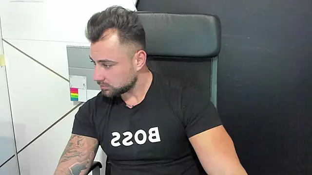 Snapshot of DuncanStone chatting on February 2025 02:53:02 PM DuncanStone online show from February 2025 02:53:02 PM