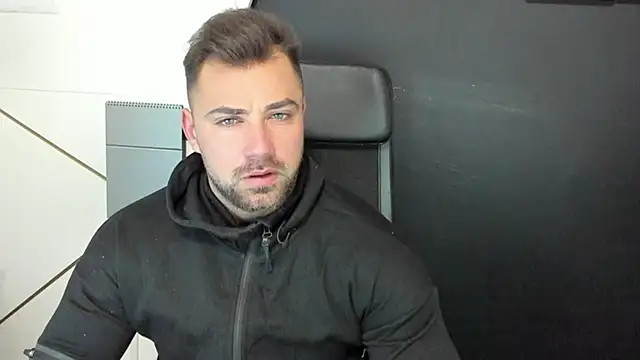 Snapshot of DuncanStone chatting on February 2025 05:23:01 AM DuncanStone online show from February 2025 05:23:01 AM