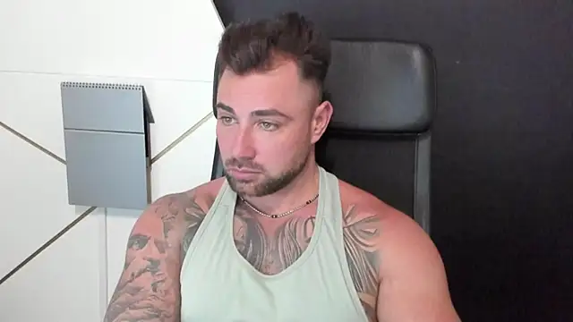 Snapshot of DuncanStone chatting on March 2025 02:48:01 PM DuncanStone online show from March 2025 02:48:01 PM