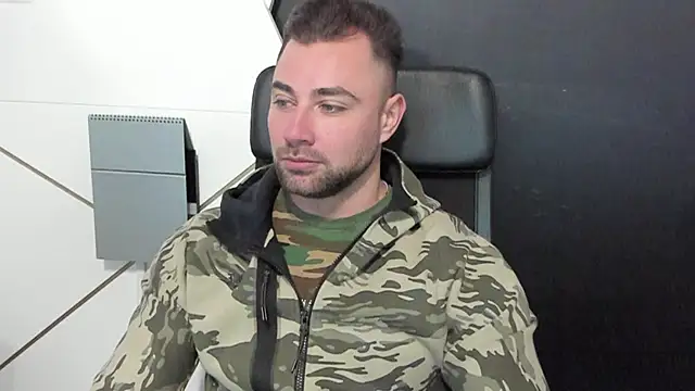 Snapshot of DuncanStone chatting on March 2025 08:11:01 AM DuncanStone online show from March 2025 08:11:01 AM