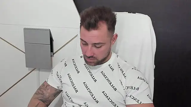 Snapshot of DuncanStone chatting on March 2025 11:08:02 AM DuncanStone online show from March 2025 11:08:02 AM