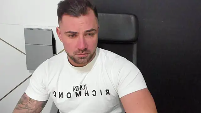 Snapshot of DuncanStone chatting on March 2025 05:43:02 AM DuncanStone online show from March 2025 05:43:02 AM