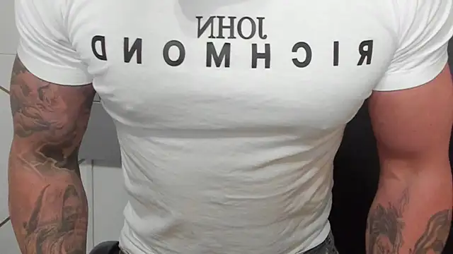 Snapshot of DuncanStone chatting on March 2025 08:50:02 AM DuncanStone online show from March 2025 08:50:02 AM