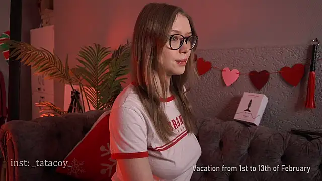 Snapshot of TataCoy chatting on January 2025 07:53:02 AM TataCoy online show from January 2025 07:53:02 AM