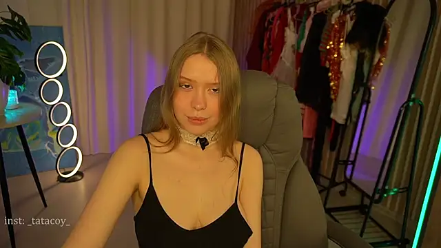 Snapshot of TataCoy chatting on March 2025 05:35:02 AM TataCoy online show from March 2025 05:35:02 AM