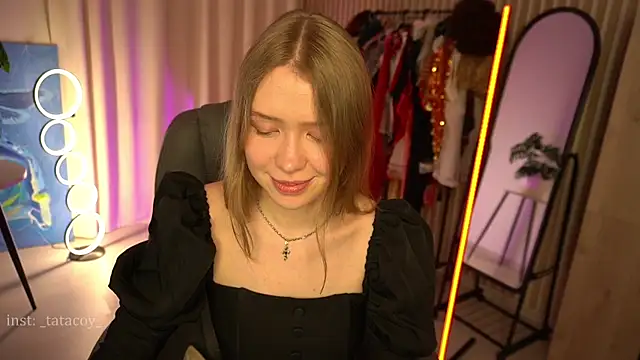 Snapshot of TataCoy chatting on March 2025 06:58:02 AM TataCoy online show from March 2025 06:58:02 AM