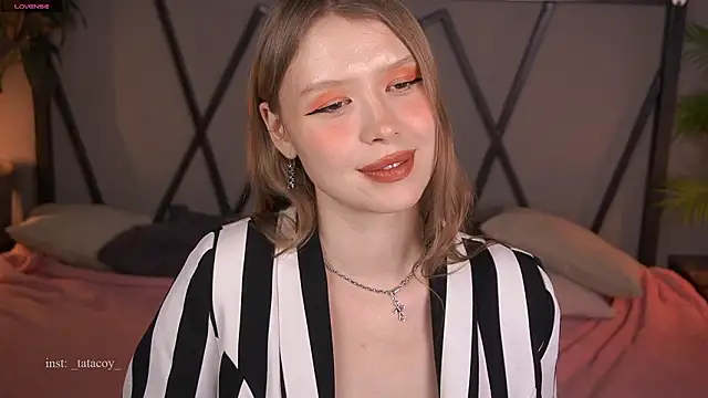 Snapshot of TataCoy chatting on March 2026 03:07:02 PM TataCoy online show from March 2026 03:07:02 PM