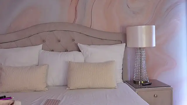 GingerEllis online show from February 2026 04:50:02 AM