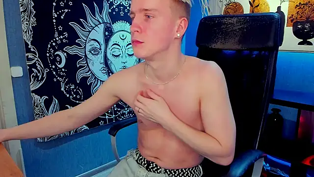 AlexxSweet online show from December 2024 01:38:02 PM