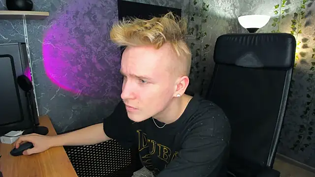 AlexxSweet online show from February 2025 06:43:02 AM