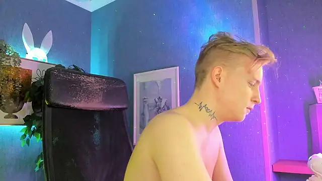 Snapshot of AlexxSweet chatting on March 2026 08:18:01 AM AlexxSweet online show from March 2026 08:18:01 AM