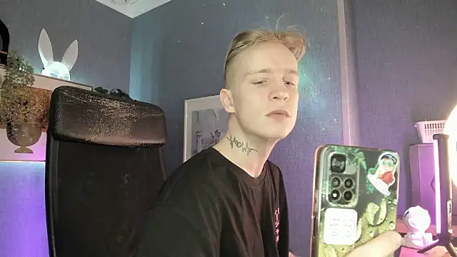 Snapshot of AlexxSweet chatting on March 2026 06:50:02 AM AlexxSweet online show from March 2026 06:50:02 AM