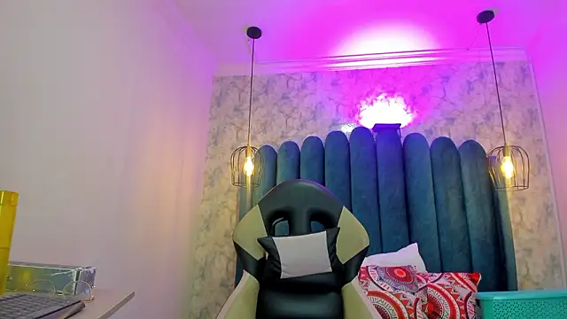 nalalye cruzz  online show from March 2026 03:13:02 AM